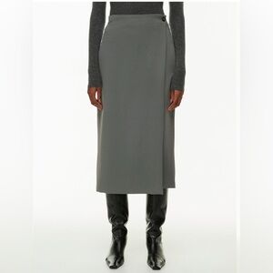 BNWT Aritzia Wilfred Tailored Wrap Union Maxi Skirt size 4